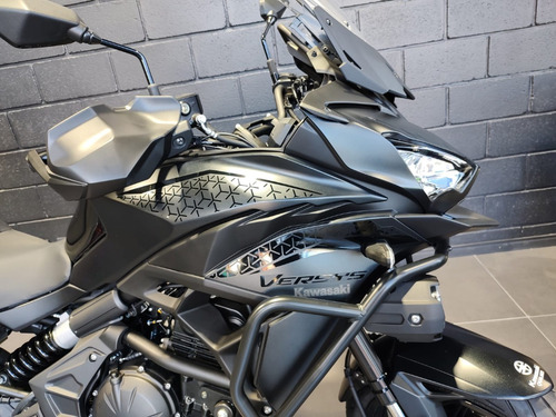 Imagen 2 de 25 de Kawasaki Versys 650 2023 0km