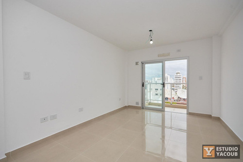 Monoambiente En Venta - 38mts2 - La Plata
