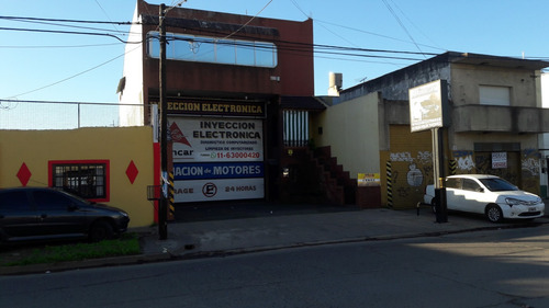 Propiedad En Merlo Centro A 3 Cuadras De La Estación****