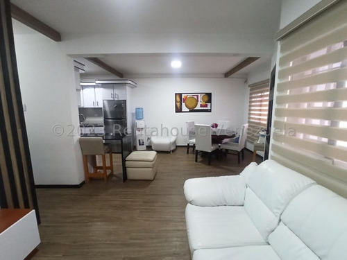 Bello Apartamento En Venta En Turmero Valle Paraíso 23-17537 Dc