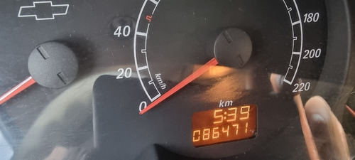 Imagem 13 de 15 de Chevrolet Corsa Ano 2010 1.4 Maxx Econoflex 5p Baixo Km Roda