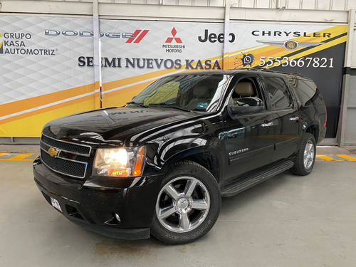 Imagen 1 de 15 de Chevrolet Suburban Lt 4x4 2013