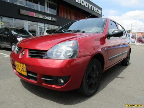Renault Clio Sedan