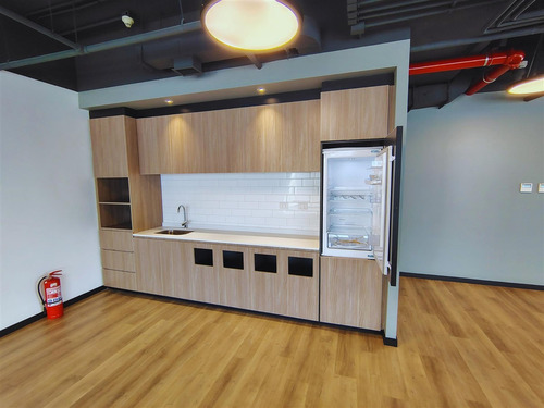 Arriendo De Oficinas Gran Torre Costanera. Desde 1.000 M2