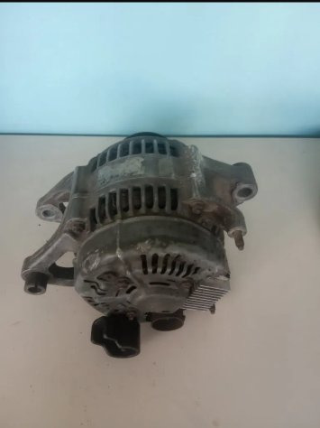 Alternador Cherokee Motor 4.0 Regulador Toyota O Original (Usado)