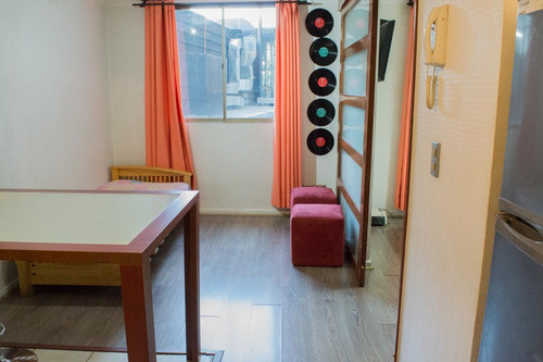 Arriendo Depto Amoblado 1 Habitación - Huérfanos (5066)