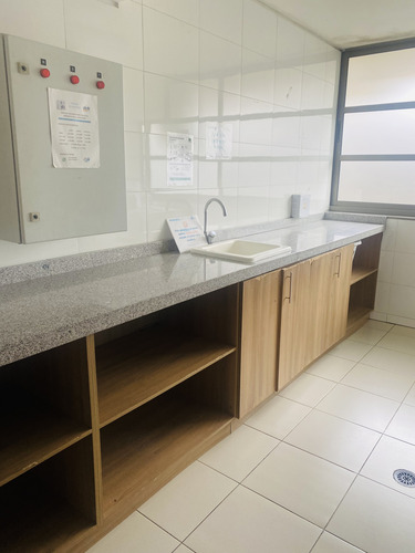 Arriendo Departamento De 1 Dormitorio Con Balcon