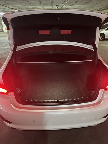 BMW Serie 3 3.0 330i Sedan Sport Line 252cv