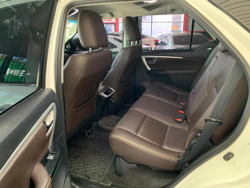 Toyota SW4 2.8 Srx 177cv 4x4 7as