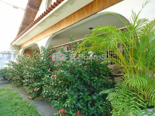 Imagem 1 de 15 de Terreno Com 690m2, Em Localização Privilegiada, 03 Quartos Com Suíte - Vvca30135