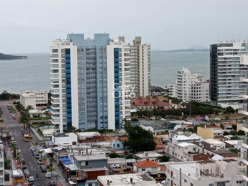 Imagen 2 de 13 de Departamento De 1 Dormitorio En Piso Alto, Punta Del Este