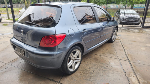 Peugeot 307 1.6 Sedan Xr 110cv