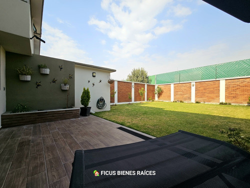 Casa En Venta En Calimaya, Residencial Valle De Las Fuentes