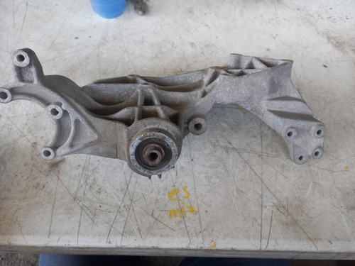 Soporte O Base Para Alternador Audi A4 00 #10-24 (Usado)