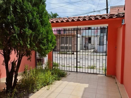 Imagen 6 de 9 de Casa Sola En Venta Lomas De Rio Medio Ii