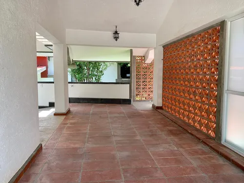 Hermosa Casa Contemporánea En Venta, Frente Al Fairway, Club De Golf Santa Fe, Morelos