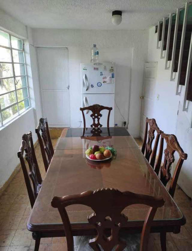 Cuarto Amueblado Con Baño Incluido Con Servicios Incluido