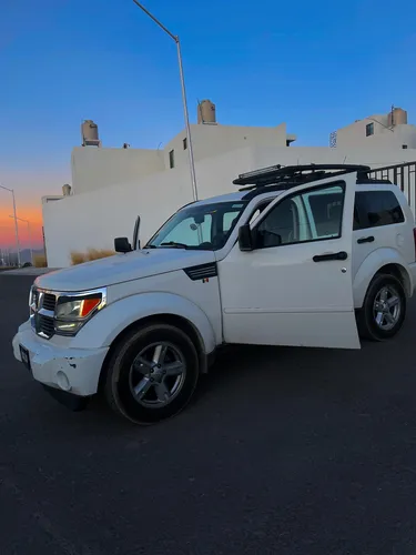 Dodge Nitro X 4x2 At