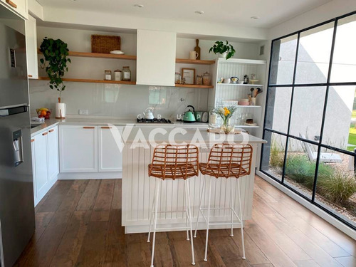 Imagen 7 de 17 de Venta De Casa 4 Ambientes En Prados Del Oeste, Moreno.
