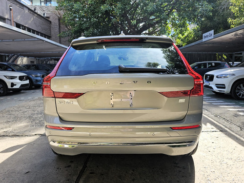 Volvo XC60 PLUS T8 AWD 462HP PHEV