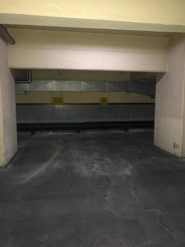 Imagen 1 de 9 de Cochera Zona Tribunales Venta O Alquiler