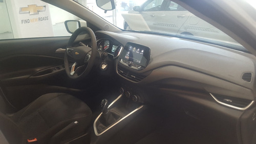 Imagen 8 de 25 de Chevroet Onix Plus Lt Tech 1.2 90 Cv Fs