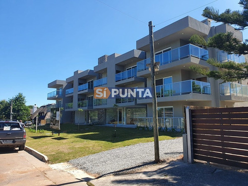 Imagen 12 de 18 de Apartamento A Estrenar En La Mansa 1 Dormitorio Con Parrillero