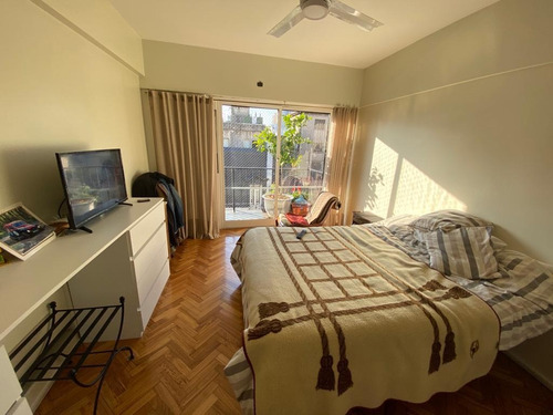 Departamento En Venta Barrio Norte - Semipiso 3 Ambientes Dependencia. Al Frente, Piso Alto, Luz.