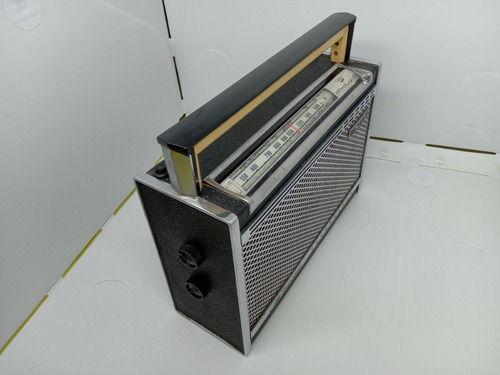 Imagem 3 de 10 de Rádio Philco Transglobe B470 Am Ondas Curtas Grade Losango