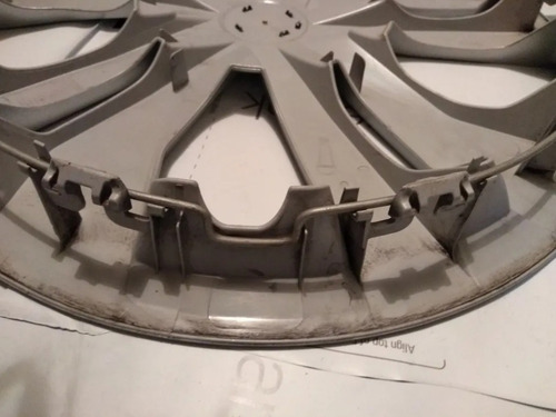 Tapón Copa Polvera Para Rin De Renault Logan Rin 15 Original (Usado)