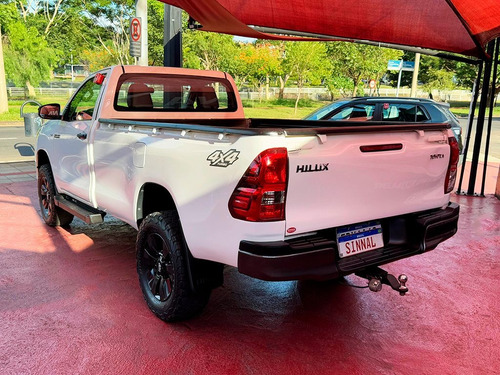 Toyota Hilux 2.8 4X4 CS 16V TURBO
