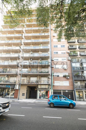 Venta De Local, Con Renta En Dolares