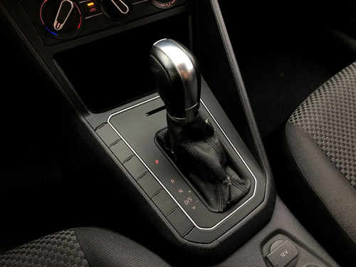 Volkswagen Virtus 1.6 Msi Sense Total Flex Automático