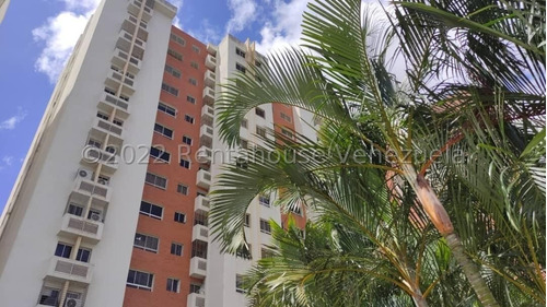 Imagen 1 de 30 de Apartamento En Venta En Avenida Libertador Este De Barquisimeto Lara, Residencias La Roca 0-4-2-4-5-9-3-7-5-4-2 / Código Mls Rent-a-house: 22-21861