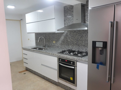 Imagen 5 de 14 de Casa En Venta, Los Chorros