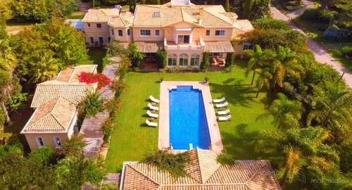 Imagen 1 de 30 de Casa - Mansión Punta Del Este Barrio Golf 7 Dormitorios