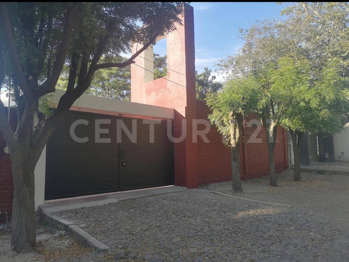Se Renta Quinta Con Terraza En Km 1 Camino La Capacha, Colima