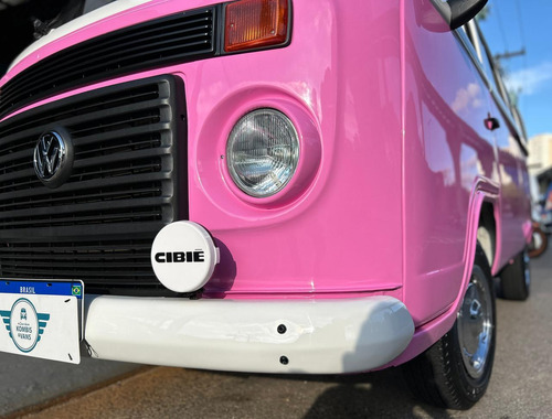 Volkswagen Kombi 1.4 Standard Total Flex 3p