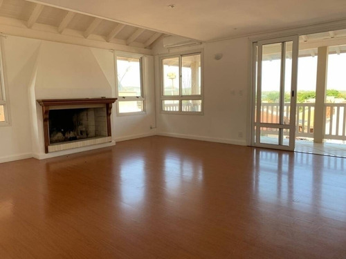 Imagem 1 de 15 de Vendo Casa Em Condomínio Fechado Na Lagoa Da Conceição - 4008
