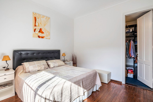 Casa En Venta Sobre Lote Propio En Saavedra