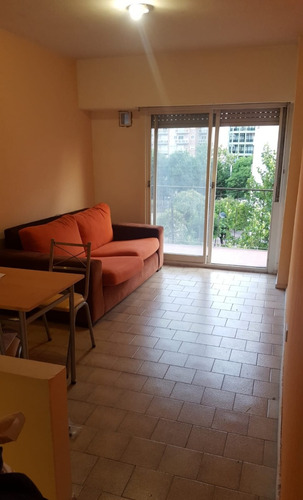 Vendo O Permuto Departamento 2 Amb. Frente A Plaza Mitre