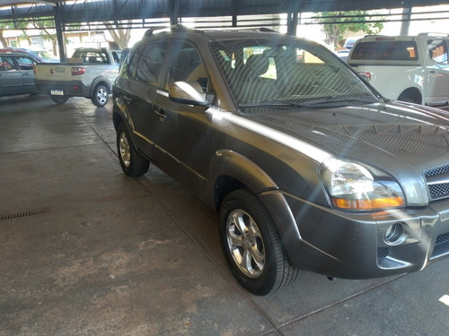 Imagem 3 de 15 de Hyundai Tucson 2017 2.0 Gls 4x2 Flex Aut. 5p