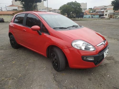 Fiat Punto 1.4 Attractive 8v Flex 4p Manual