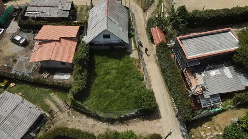 Casa Guarne, Vereda Canoas , Lote 400 Mts. Proindiviso
