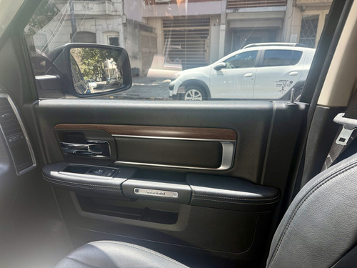 RAM 1500 5.7 Laramie Atx V8