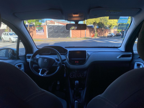 Peugeot 208 1.5 Allure Touchscreen
