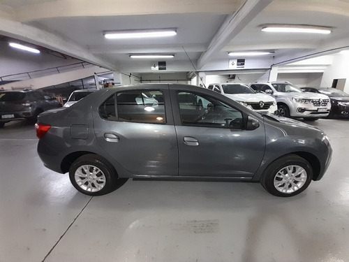 Imagen 2 de 15 de Renault Logan Intense 1.6 (ma)