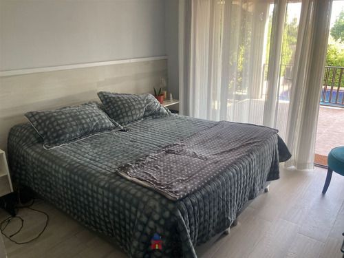 Casa En Venta De 4 Dorm. En La Florida, Alto Macul, Boston