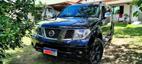 Nissan Pathfinder 2.5 Le 5p