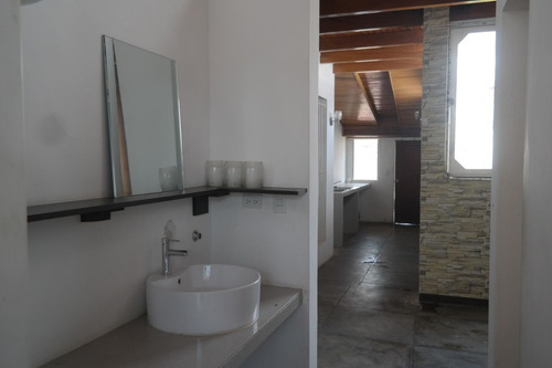 Imagen 5 de 14 de Casa En Venta Mls #21-22211 - Laura Colarusso